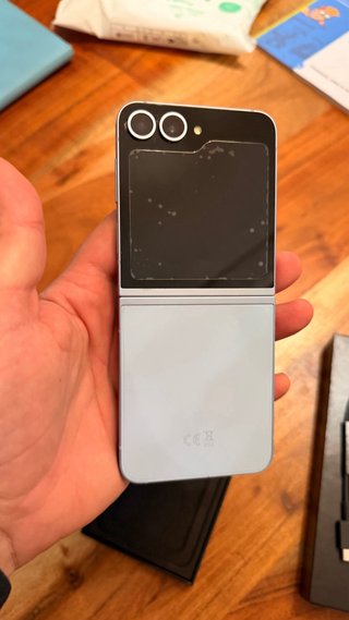 Samsung Galaxy Z Flip 6