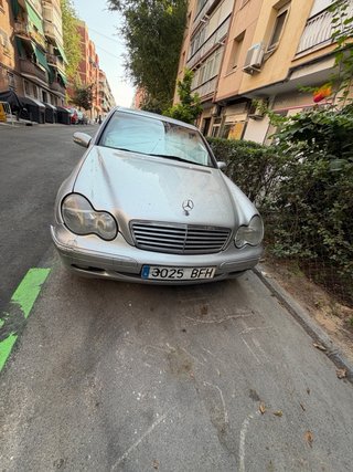 Mercedes-Benz Clase C 2001