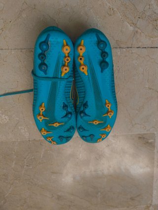 Scarpe da calcio Nike bambino taglia 35.5 blu/giallo