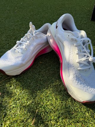 Zapatillas Nike W Versáis Blancas y Rosas