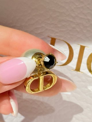 Pendientes Dior Tribales Perla y Negro