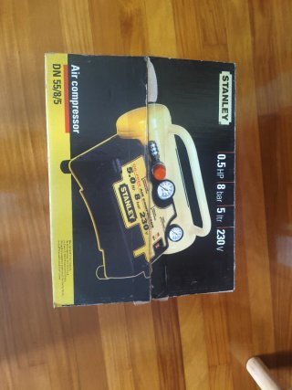 Compresor de aire Stanley DN 55/8/5