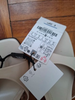 Sandalias cuña Zara  nuevas