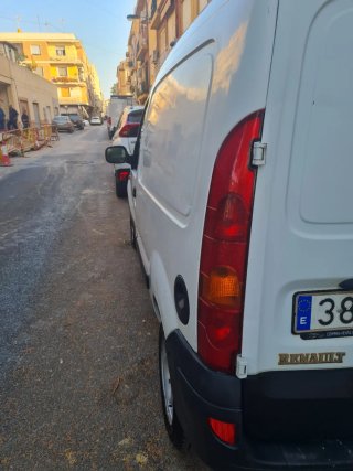 Renault Kangoo 2007 negociable.