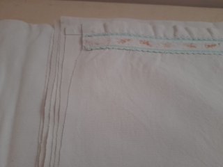 Lenzuolo in 100% cotone ritorto con ricamo