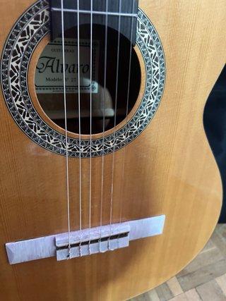 Guitarra Clásica con Funda