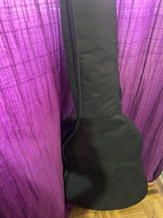 Guitarra Clásica con Funda