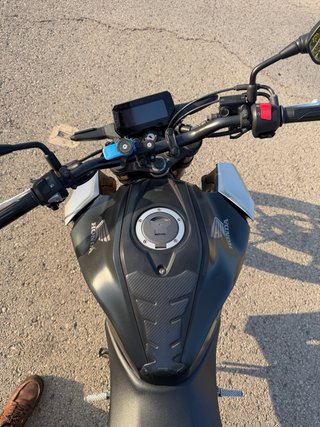 Honda CB125R 2022