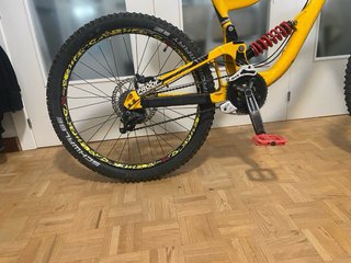Bicicleta Descenso Nukeproof Scalp