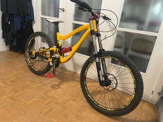 Bicicleta Descenso Nukeproof Scalp