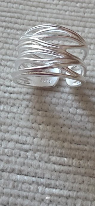 Anillo de plata diseño entrelazado