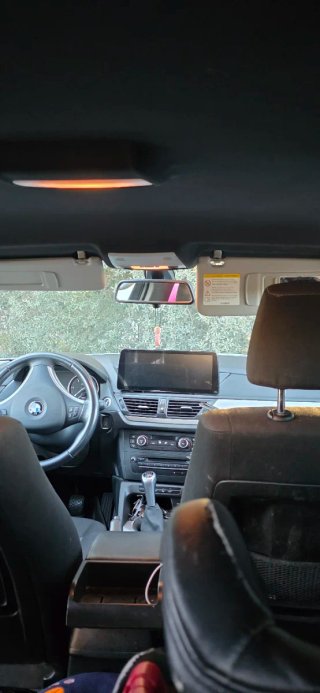 BMW X1 2011