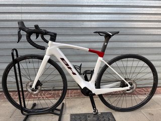BH IRS1 Carbon 1.4 Talla S, cambio electrónico