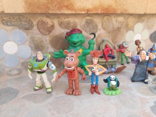 Lote Figuras  variadoPersonajes Dibujos Animados