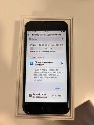 iPhone SE 2020 Negro 128GB (con caja y accesorios)