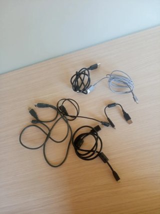 Cables USB a Mini-USB