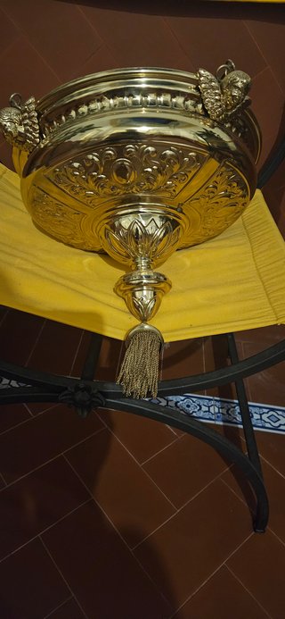 Lámpara Aceitera Bronce con Adornos