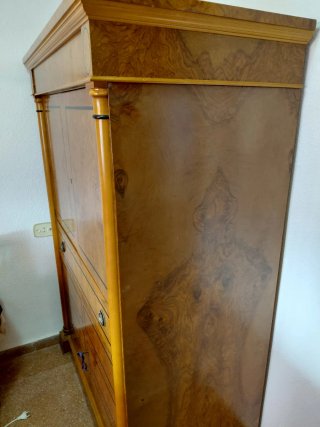 Mueble Imperio Raíz Madera