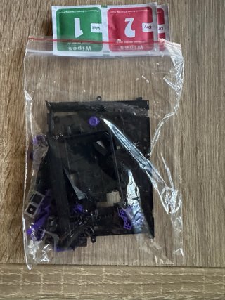 Consegna di parti per Nintendo 2DS XL viola