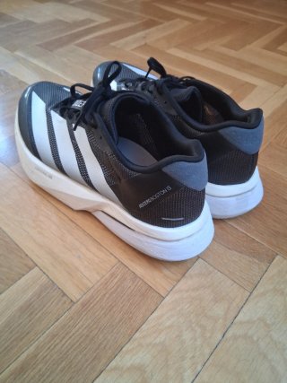 Adidas adizero boston 13 talla 43 1/3