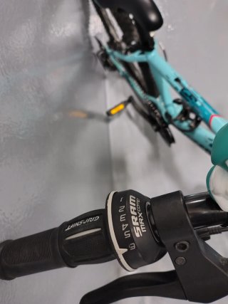 Bici infantil Decathlon ST 500, 20 pulgadas, azul.