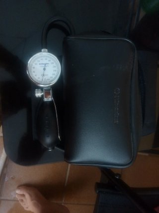 Tensiómetro Riester Adulto Estuche