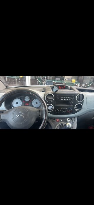 Citroen Berlingo 2013 leer descripcion