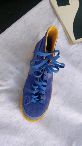 Nike Blazer n. 42.5 viola/giallo