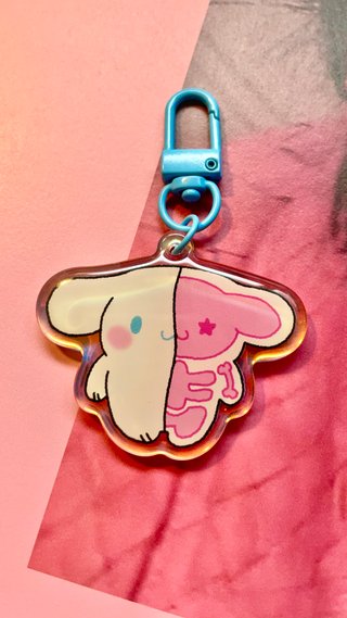 Llaveros Sanrio huesos serie 01 (holografico)