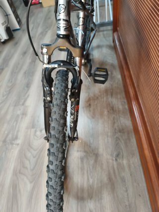 Bicicleta Rockrider 5.2 Junior 24