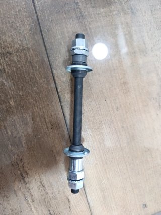 Ejes de rueda para bicicleta