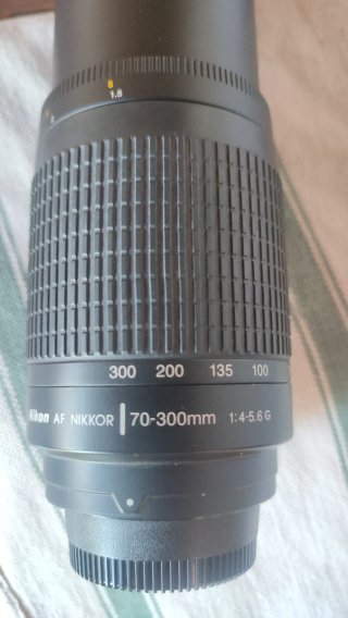 Objetivo Nikon AF-S DX 18-55mm VR