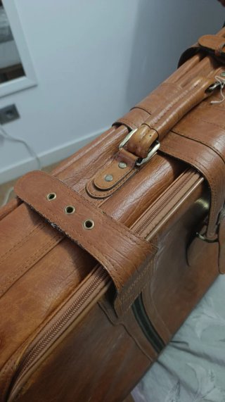 Maleta vintage con ruedas. Marca Rodelle