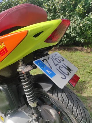Aprilia SR Motard 125cc Scooter
