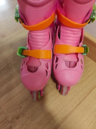 Pattini rosa taglia 29-32 con protezioni