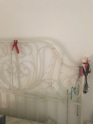 Cama de metal Leirvik Ikea