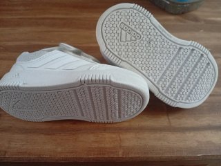 Deportivas Adidas Bebé Blancas Velcro