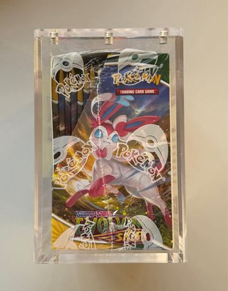 Pokémon Evolving Skies Caja Booster