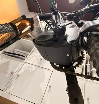 PROTECTOR MEGAMO REASON MOTOR AVINOX M1 Y MS2