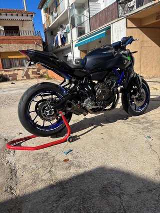 Yamaha MT-07 Negra