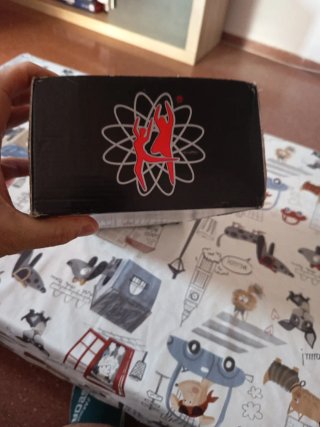 Caja de zapatillas Supadance