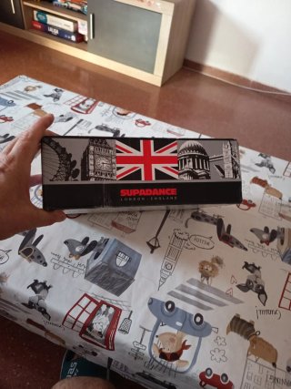 Caja de zapatillas Supadance