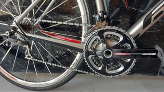 Bicicleta de carretera Felt en buen estado