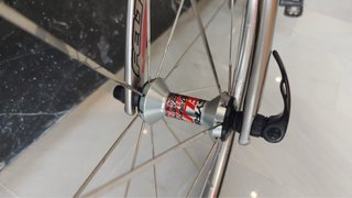 Bicicleta de carretera Felt en buen estado