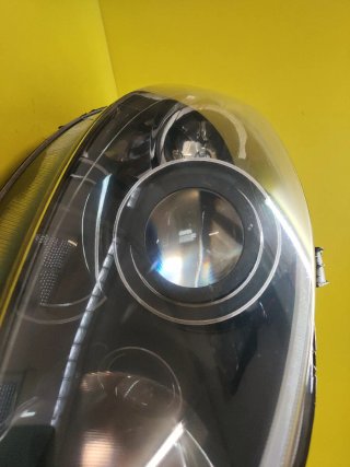 FARO DELANTERO DERECHO SEAT LEON II (XENON)