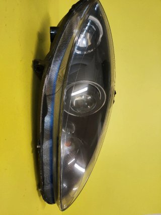 FARO DELANTERO DERECHO SEAT LEON II (XENON)