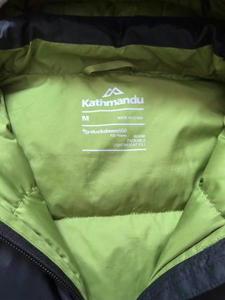 Abrigo Kathmandu niño talla M plumífero