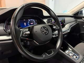 SKODA OCTAVIA COMBI 2.0 TDI 150CV DSG AMBITION