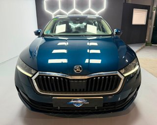 SKODA OCTAVIA COMBI 2.0 TDI 150CV DSG AMBITION