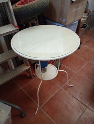 2 Mesitas Ikea Cristal y Metal